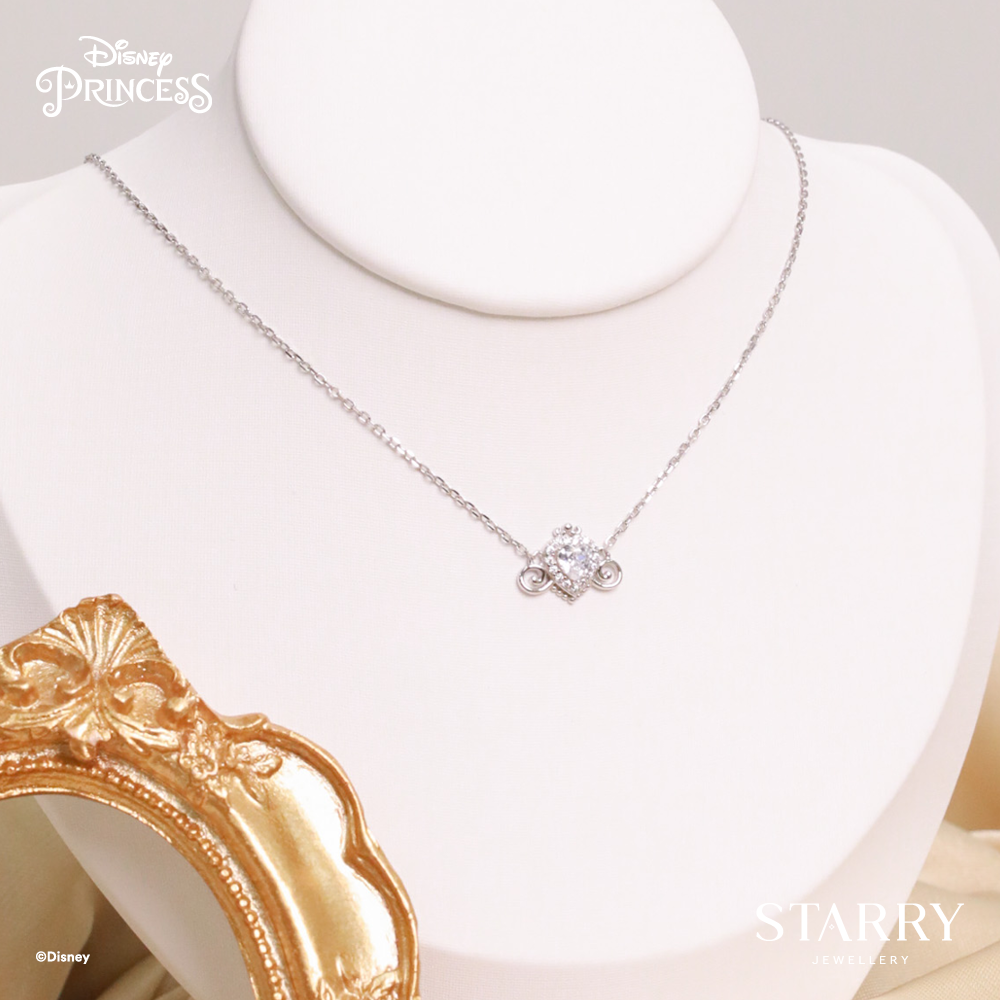 CINDERELLA SPARKLING CARRIAGE NECKLACE